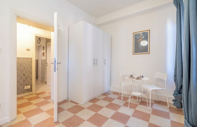 S. Lucia Canal View by Wonderful Italy - Photo 3