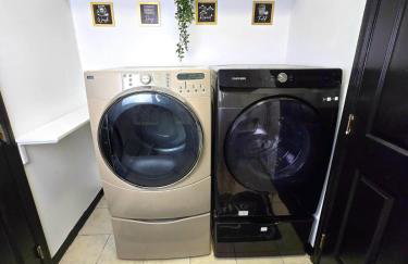 10 Mins to Disney - New luxury furniture - 16 guests - Foto 45