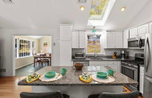 Short Walk to Swan Pond Hot Tub - Foto 9