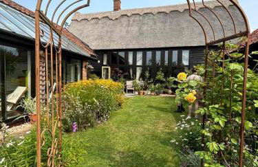 Heritage Cottage with a Pool - Photo 25