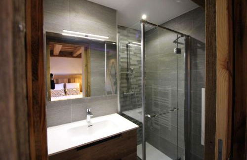 ODYSSEE B203 Vaste appartement en vieux bois sur les pistes, vue panoramique - Foto 12