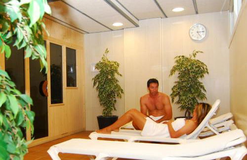 Aparthotel Ciutat de Palol - Foto 109