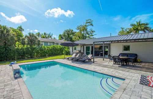 Naples Escape with Furnished Patio and Private Pool! - Photo 28