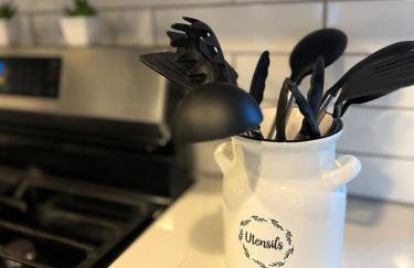 Cozy 5BD 2BTH Home with Scandinavian Vibes - Foto 16