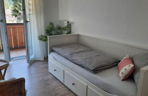 Ferienhaus-Ferienwohnung Weitblick mit Garten und malerischem Bergpanorama - Foto 12