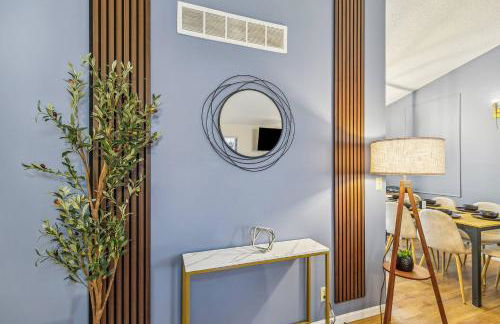 Kings, 75" TV & Backyard Fun - NearWesley - Foto 18