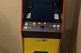 Amazing Creek View Cabin w/ Hot Tub, Firepit & Pool Table - Foto 20