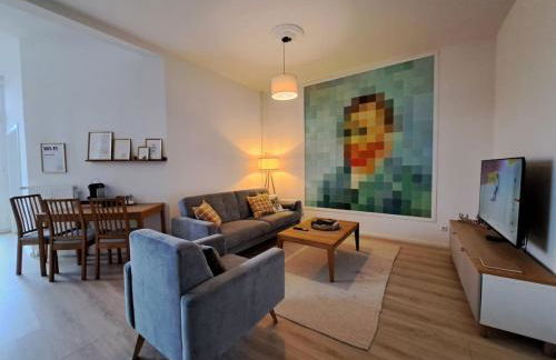 Livora Vincent - Art Design Apartment mit Balkon - Foto 2