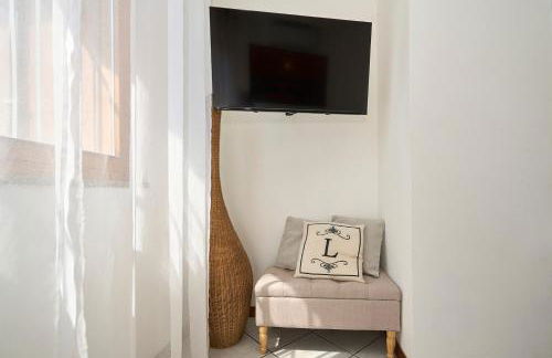 -LUMINOSA 5 STARS WITH BALCONY- Wifi Netflix 15 minutes from Duomo - Foto 5