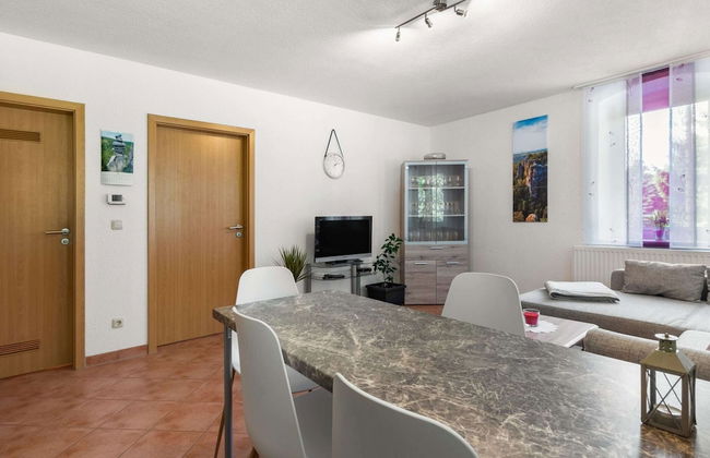 Apartment in Saxon With Terrace - Foto 10