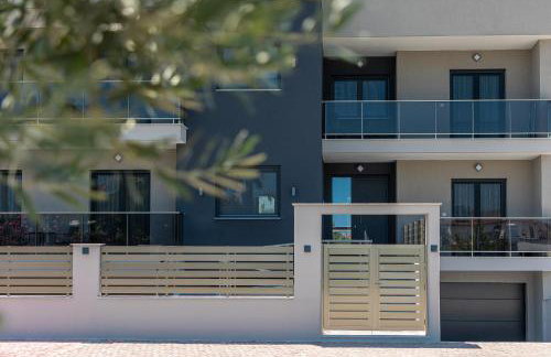 Anais Apartments - Photo 1