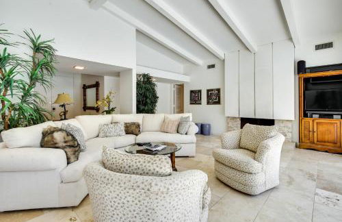 55 and Indian Wells Retreat Private Pool and Spa! - Foto 4