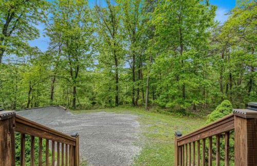 Seventh Heaven - Hot Tub, Pet Friendly, Grill, Wifi, Deck, Covered Porch, Family Friendly, Kid's Loft, King Bed - Foto 54