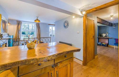 Adorable quirky country cottage - Foto 42