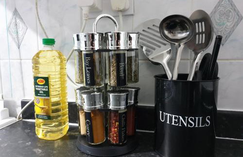 Superb Spacious House For Contractors & Families & Private Parking By Liverpool Short Stay - Foto 13