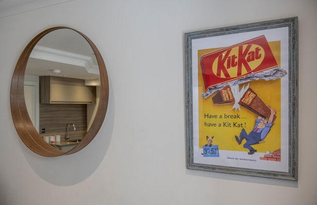 Chocolets - The Kitkat Suite - Photo 50