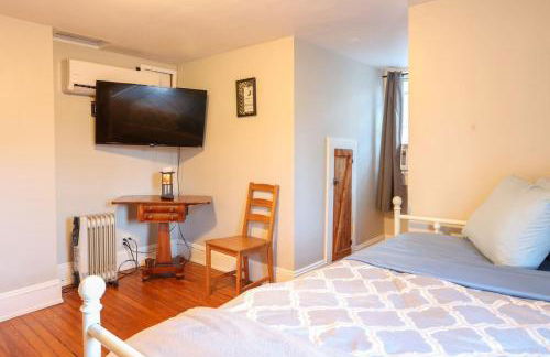 Riverfront Home (Apartment and Bar) - Foto 11