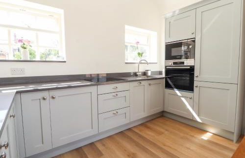 Swallow Cottage - Photo 8