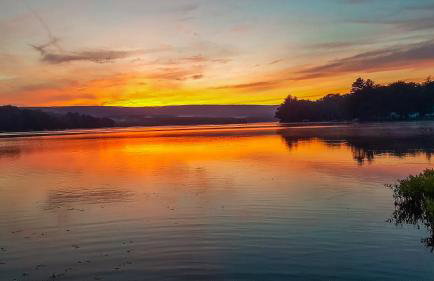 Lakefront Sunsets, Hot Tub, Pool Table, Kayaks - Foto 79