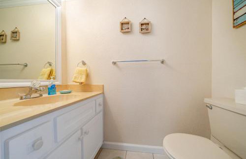 STEPS from Flagler Avenue! Charming Home with Private Garage and Full Kitchen! - Foto 17