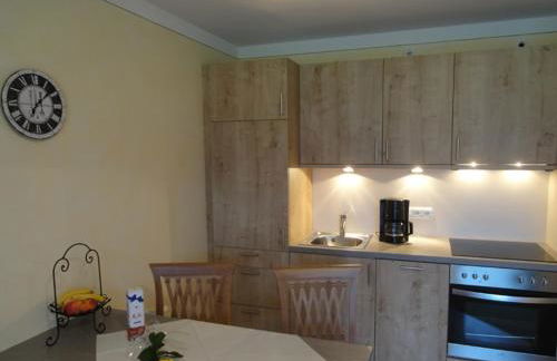 Haus Jäger Ferienwohnungen mit Indoor-Pool inkl. Chiemgaukarte - Foto 26