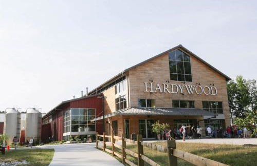 RVA Cottage Cozy & Spacious Near Downtown - Foto 50