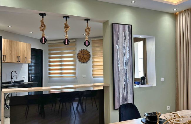 The Tropical Luxury 2BR City Centre Retreat - Photo 11