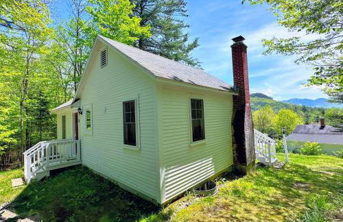 11G Quintessential New England Cottage with Fantastic Views Pool gym passes - Foto 4