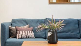 London Eye ,split level and private patio,sleeps 6 - Foto 3