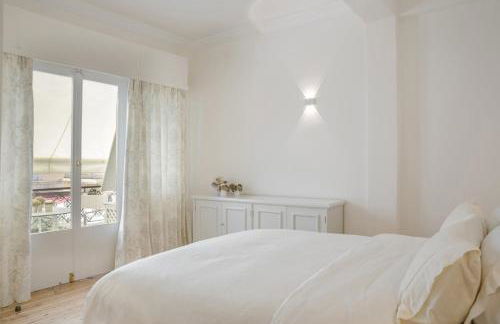 Etoile Luxury Suites - Photo 25