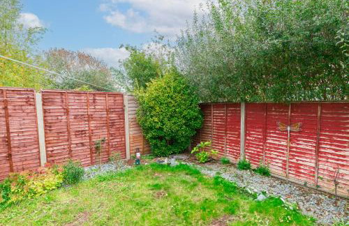 Comfortable 4-Bedroom Heaven in Thetford - Foto 34