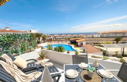 Soleggiato attico vista mare e piscina SC768 - Foto 4