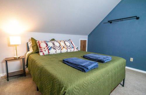 Spacious Family Home with Hot Tub - Foto 5