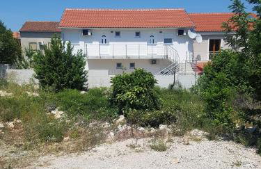 Apartmani Tamaris - Photo 5