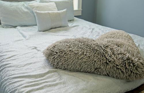 Luxe Coastal Retreat with Hot Tub & Spring Fires - Foto 76