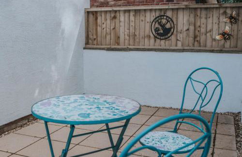 Honey Bee Cottage Tiny House Welshpool - Photo 19