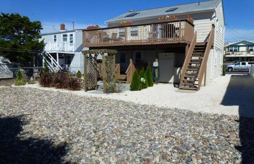 Wifi, Deck,yard, Ocean Side Duplex 2Nd Floor In Ship Bottom 10609 - Photo 7