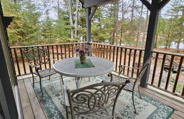 River Bend Escape by Leavetown Vacations - Foto 33