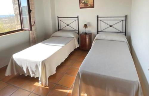 Casa Rural en Candeleda con piscina y un maravilloso jardín - Foto 10