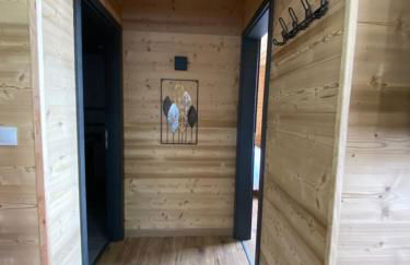 Les Chalets Bambi & Jacuzzi privatif - Foto 28