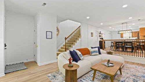 Aubie's Hangout - Walk to Downtown & Campus! - Foto 4