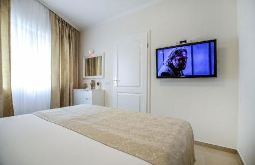 Stylisch und Schick, neue Wohnung, U-Bahn 2 Minuten - Photo 18