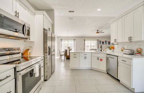 6 Mi to Lake Louisa State Park Home with Pool - Foto 8