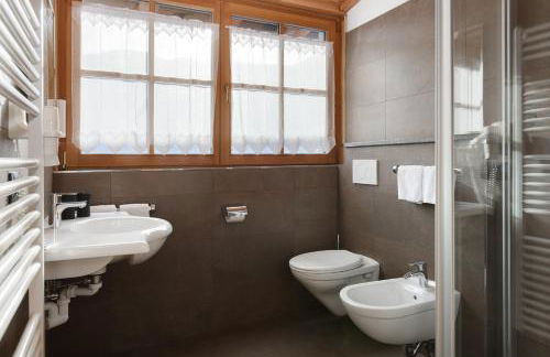 Chalet Tyrolian Apartments - by Familiaris - Pools 500 meters - Foto 10