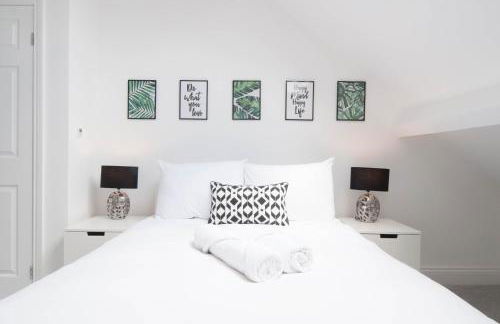 The Comet - A Home with 4 Bedrooms and 3 Bathrooms near Alton Towers for You - Foto 1