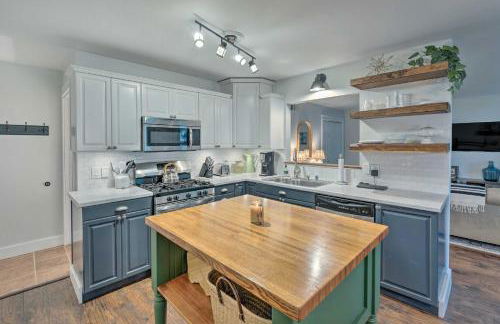 Airy Cottage Close to Rock Lake with Fire Pit! - Foto 10