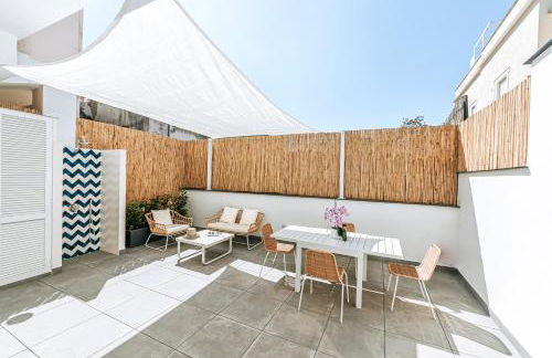 Davalos 14 Luxury Home - Photo 2