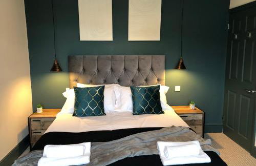 Snowdon House, 8 bedrooms, sleep 16, close to Blackrock Sand - Photo 33