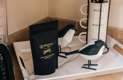 Peaceful Getaway with Hot Tub - Views - Evergreen - Foto 15