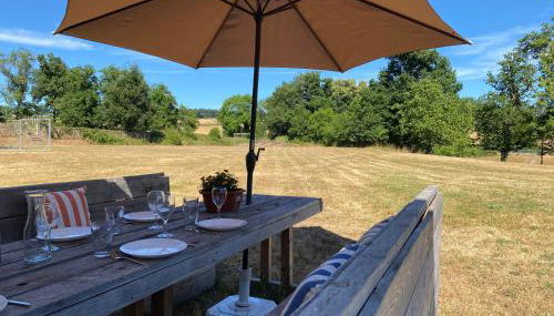 Grand Gîte chez Domaine Château de Bussolles - Foto 3, Garden